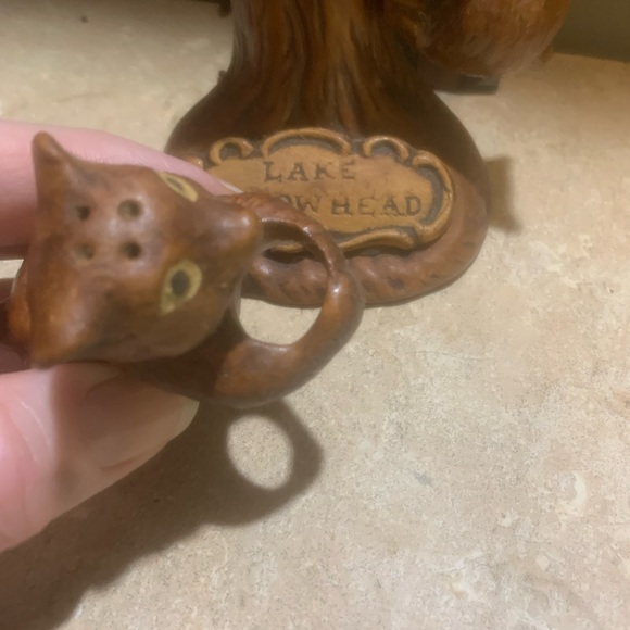 Vintage ceramic Salt/Pepper shaker set - Picture 2 of 2